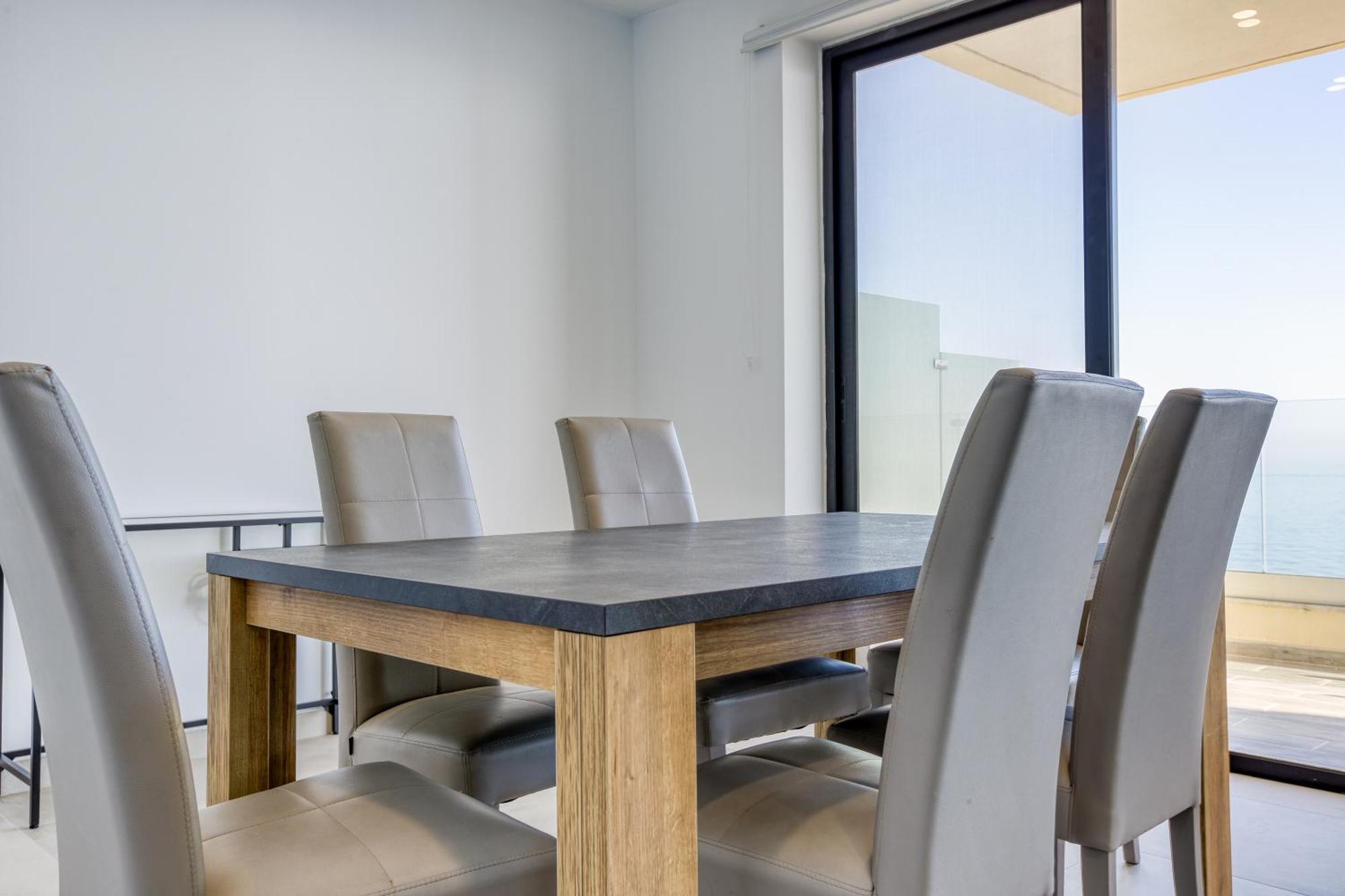 Seafront Sliema Apartment With Balcony & Sea Views By Jl Exterior photo