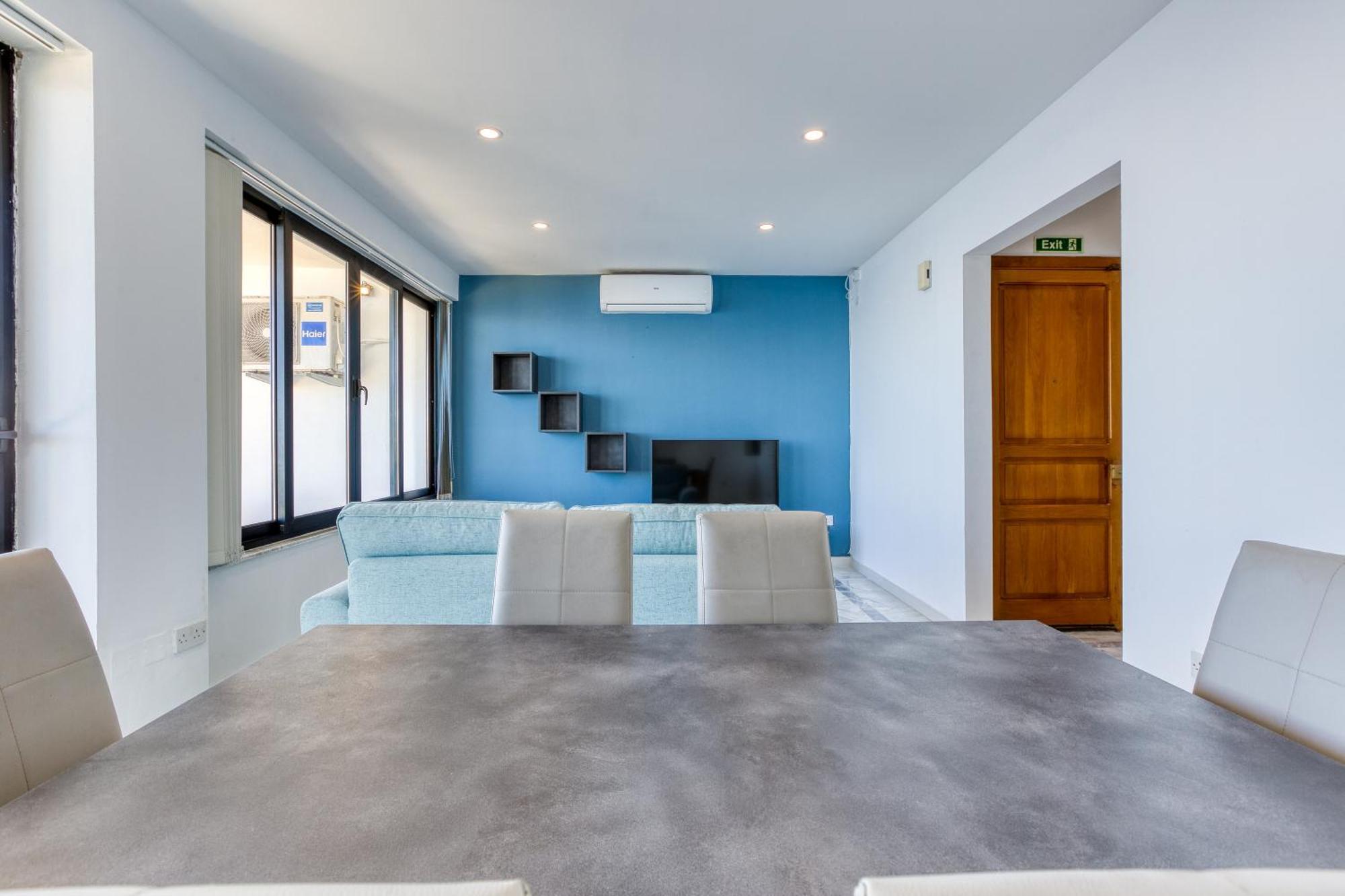 Seafront Sliema Apartment With Balcony & Sea Views By Jl Exterior photo
