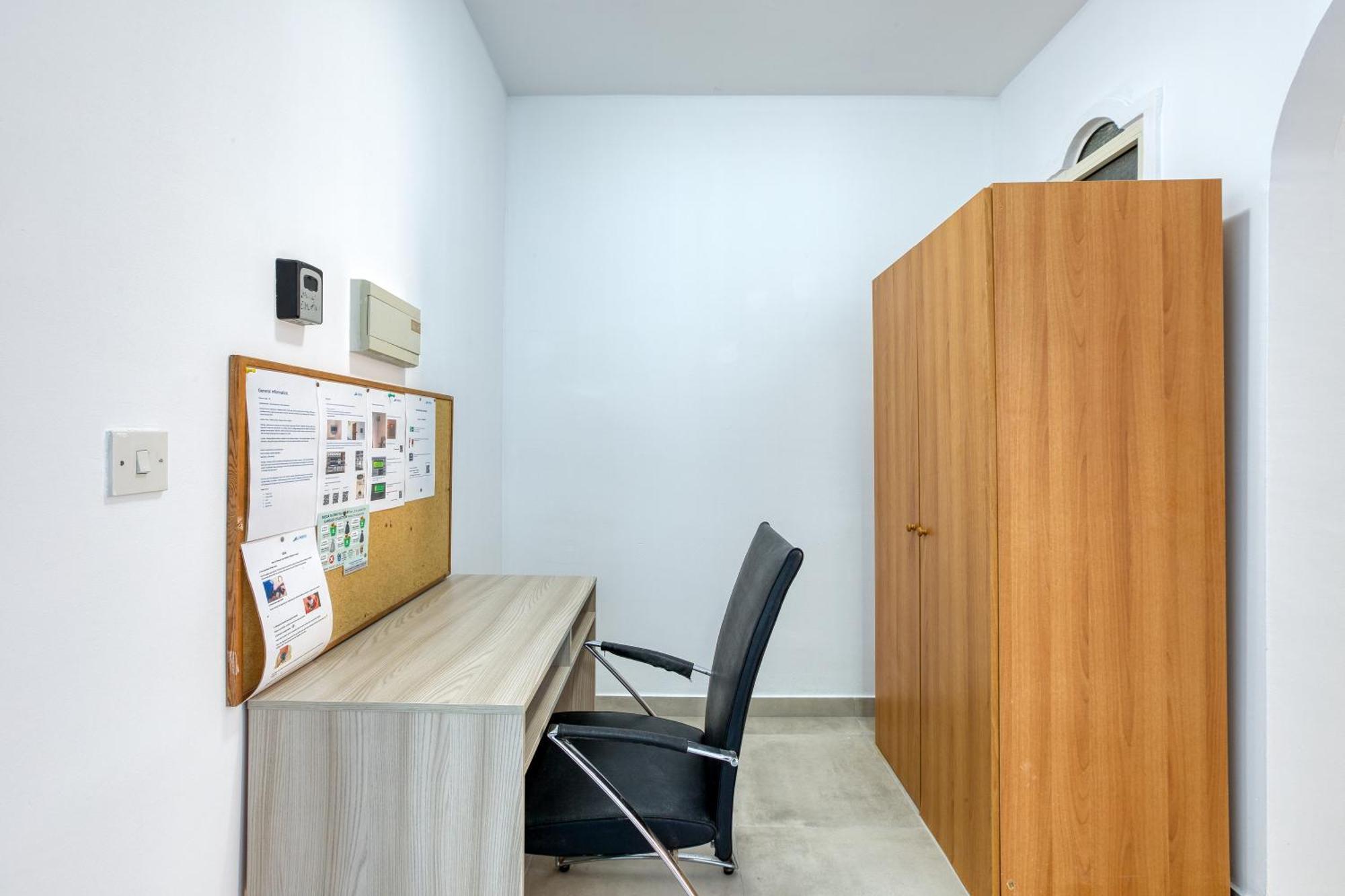 Seafront Sliema Apartment With Balcony & Sea Views By Jl Exterior photo