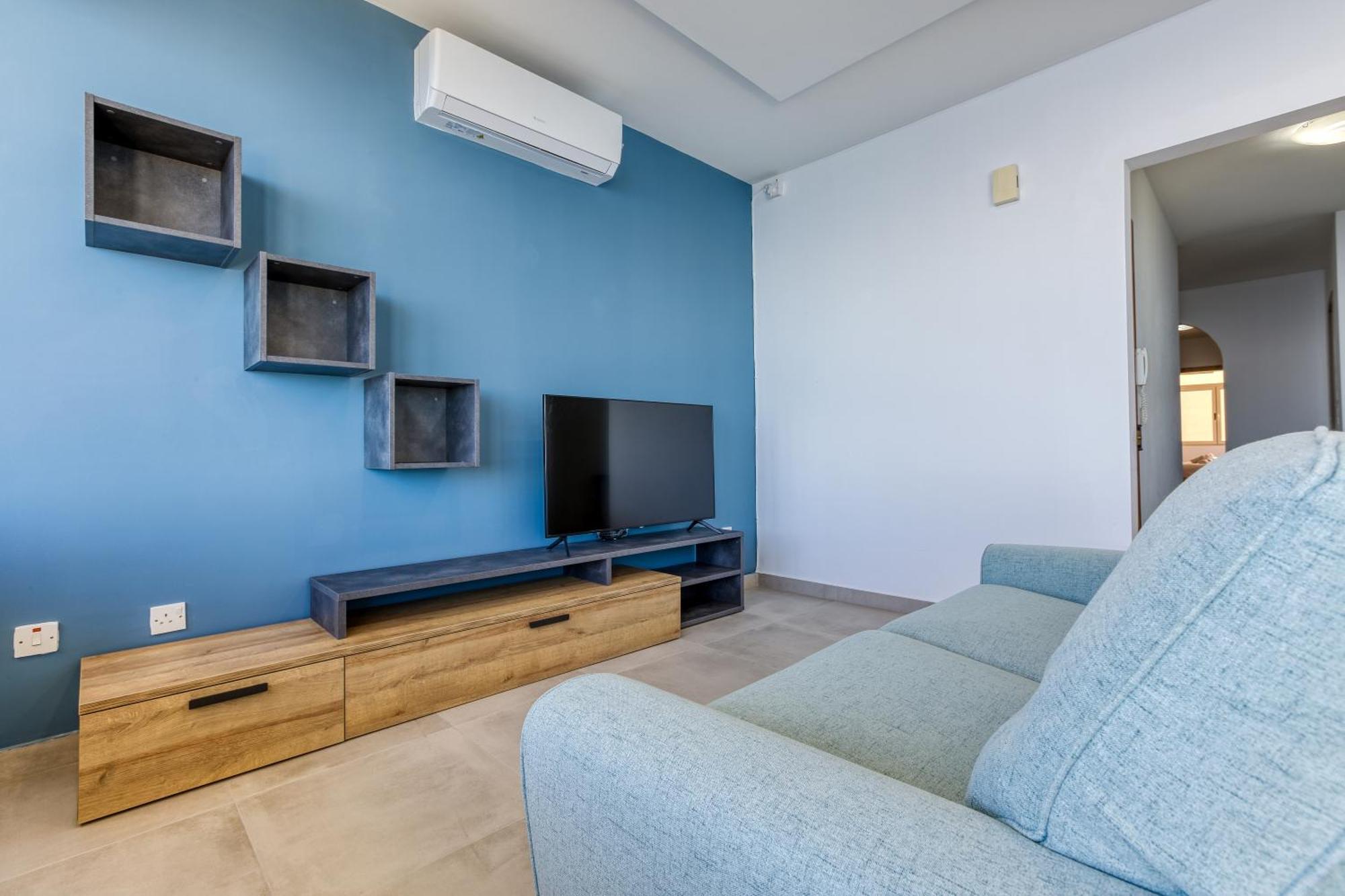 Seafront Sliema Apartment With Balcony & Sea Views By Jl Exterior photo